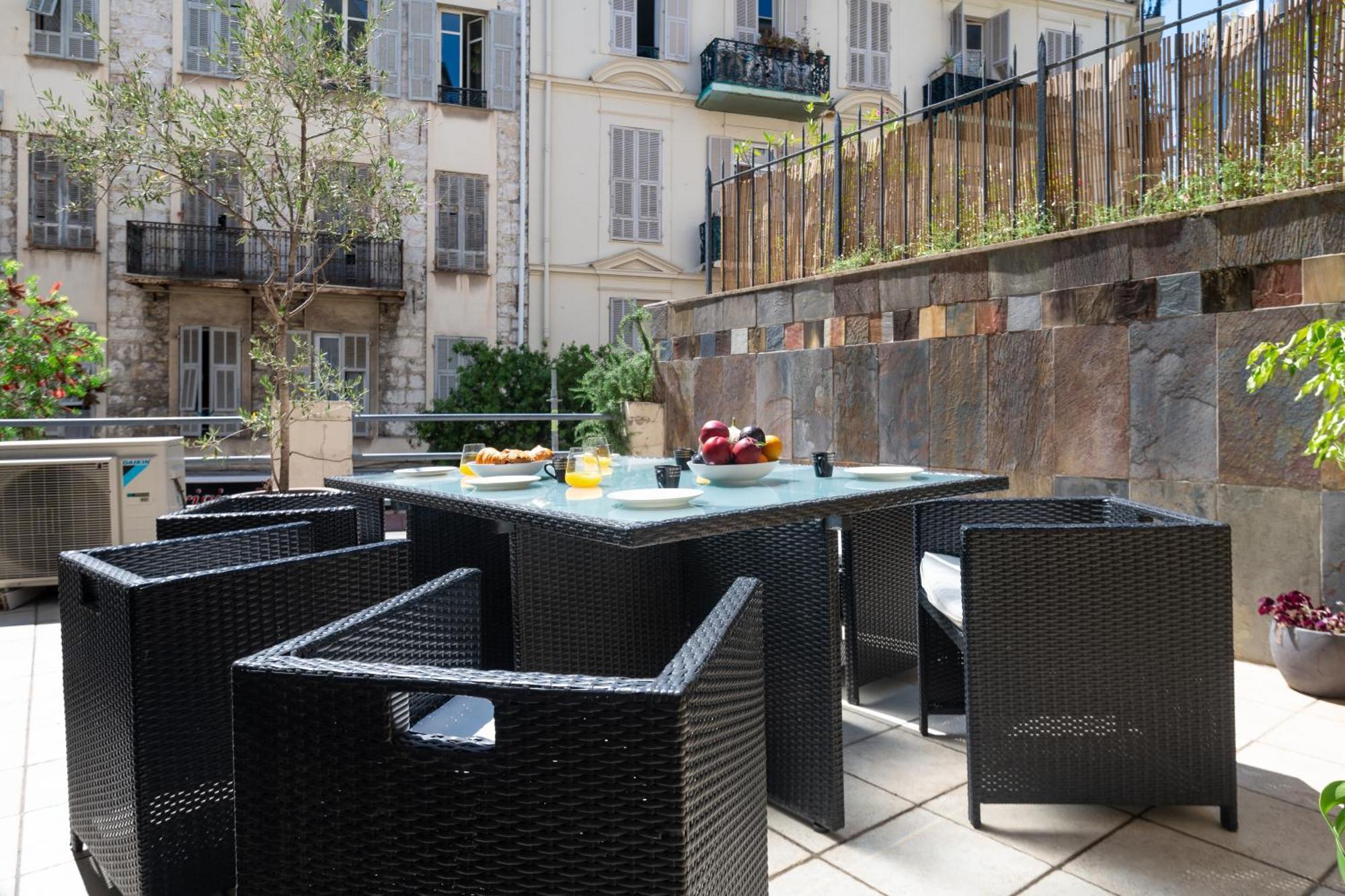 "Le Zen" By Enjoynice, Central Spacious Apartment With Airco, Beach At 10 Min Eksteriør billede