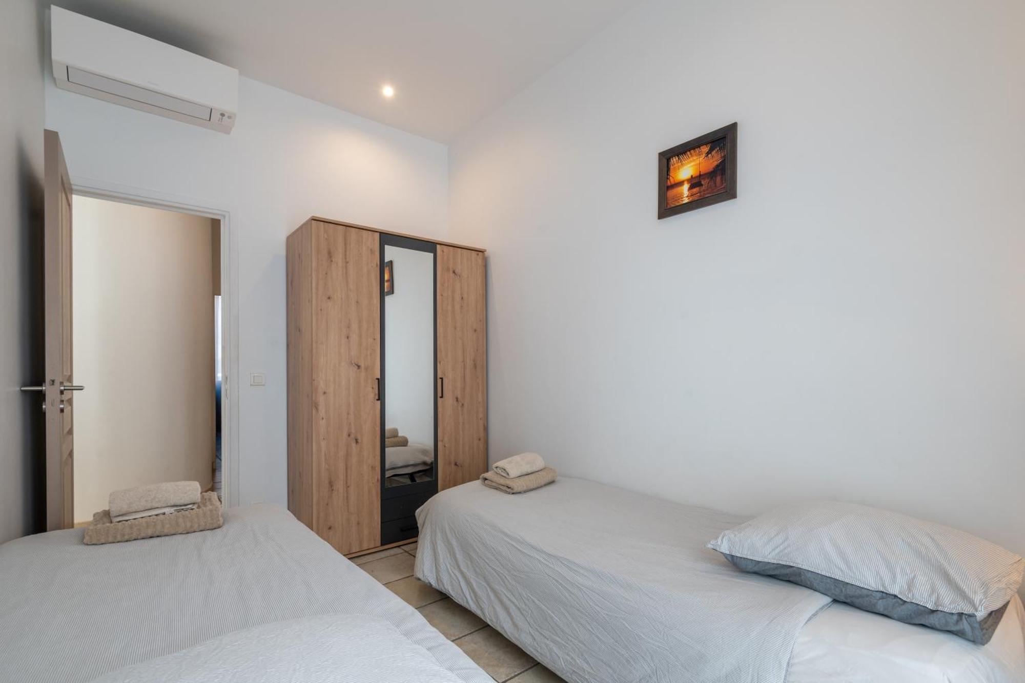 "Le Zen" By Enjoynice, Central Spacious Apartment With Airco, Beach At 10 Min Eksteriør billede